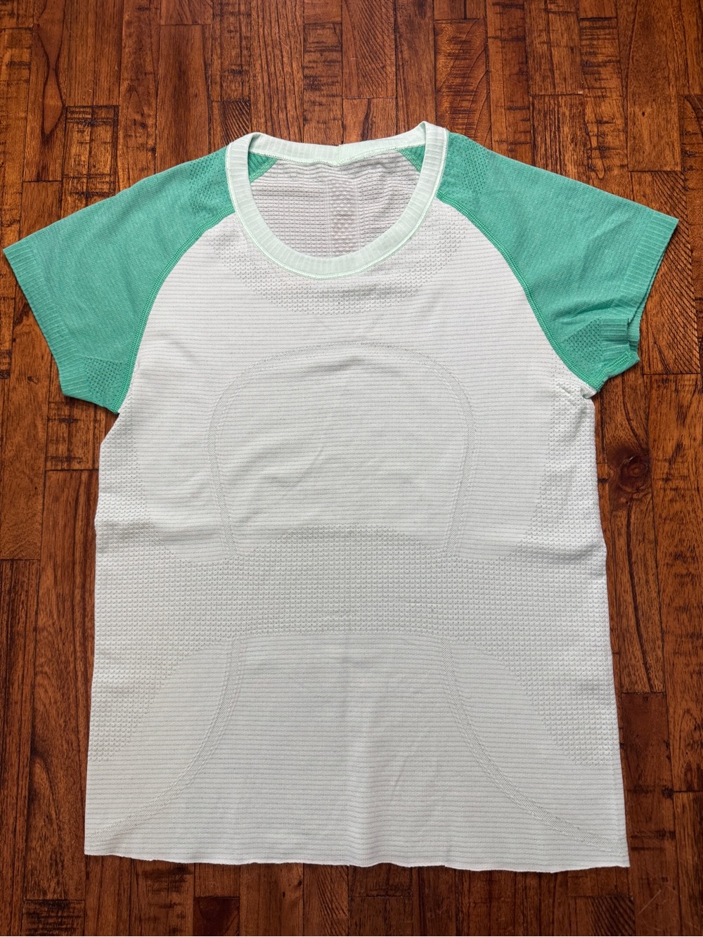 Lululemon Swiftly Tech Short Sleeve Shirt Fresh Teal / Very Green **Flawed